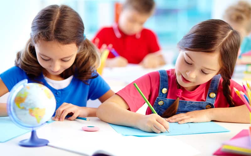 آموزش زبان انگلیسی برای مدارس غیردولتی